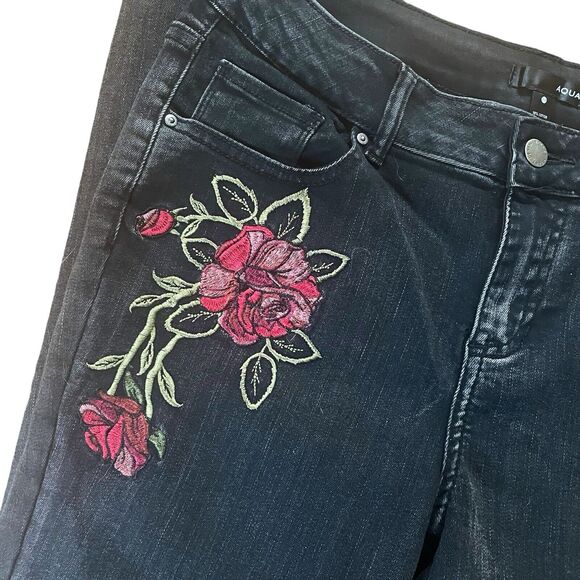 Aqua Black Embroidered Boho Jeans Size 29 Distressed Medium Rise 28 inseam - Picture 2 of 9